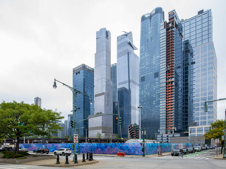 This beautiful 274-foot-long mural is now on display along the Hudson River